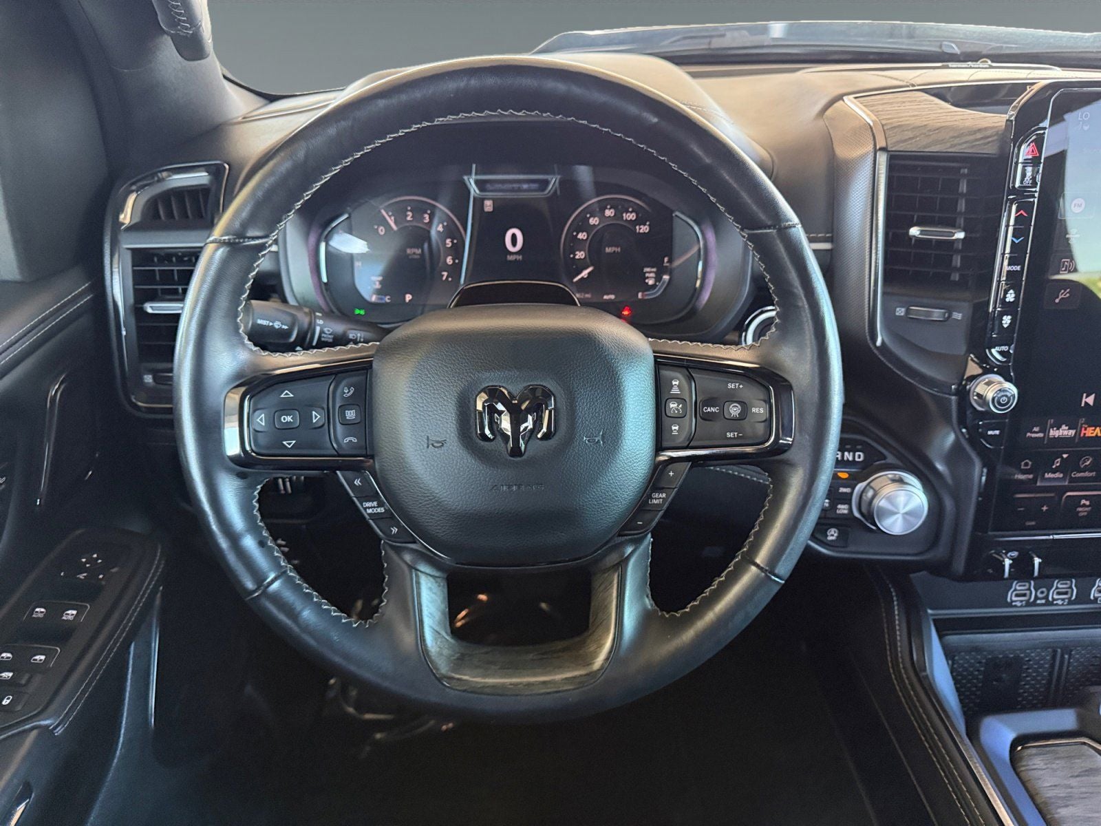 2025 RAM 1500 Limited