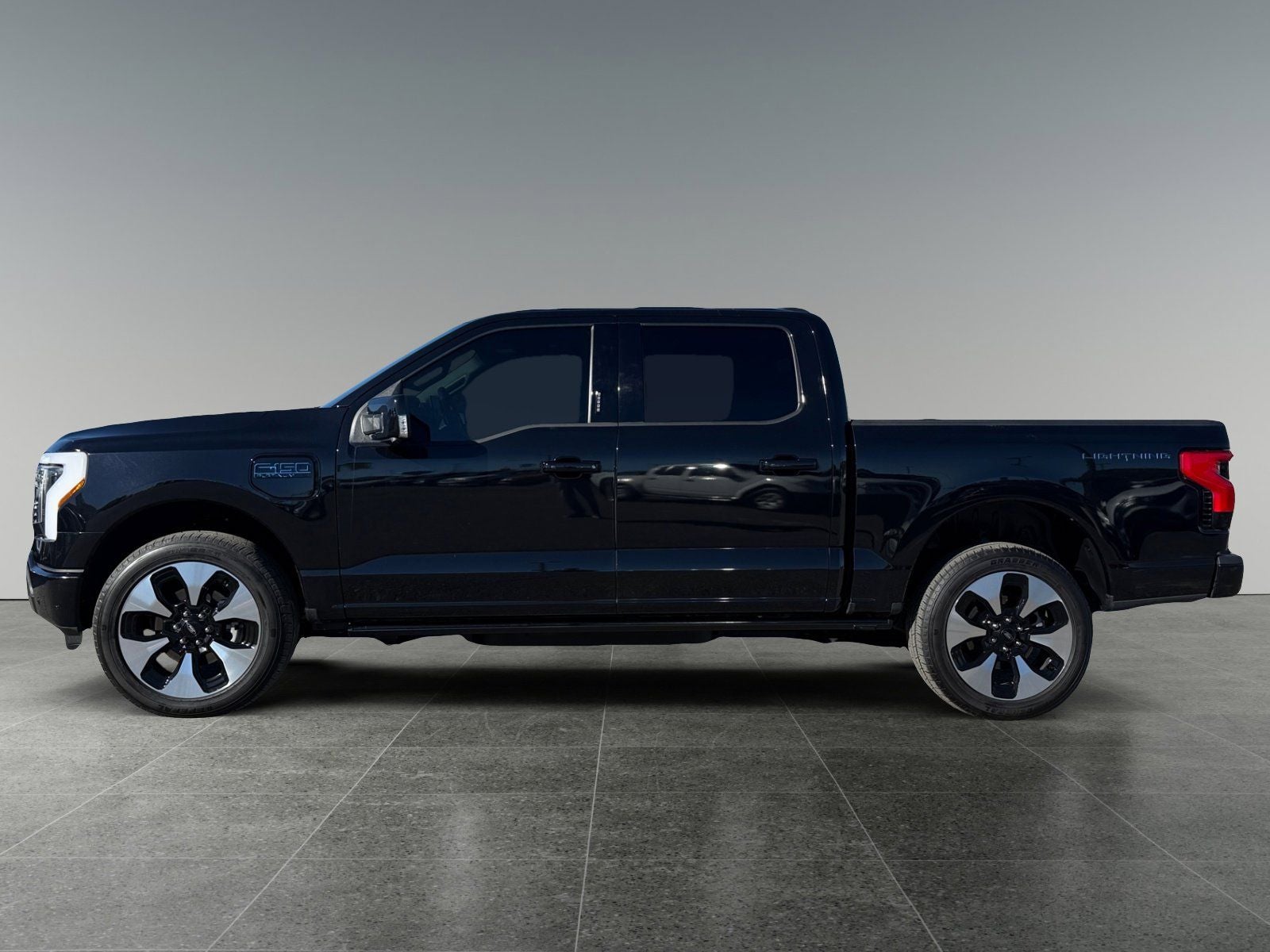 2024 Ford F-150 Lightning Platinum