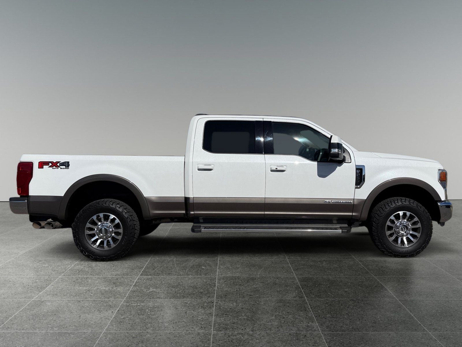 2022 Ford F-250SD Lariat
