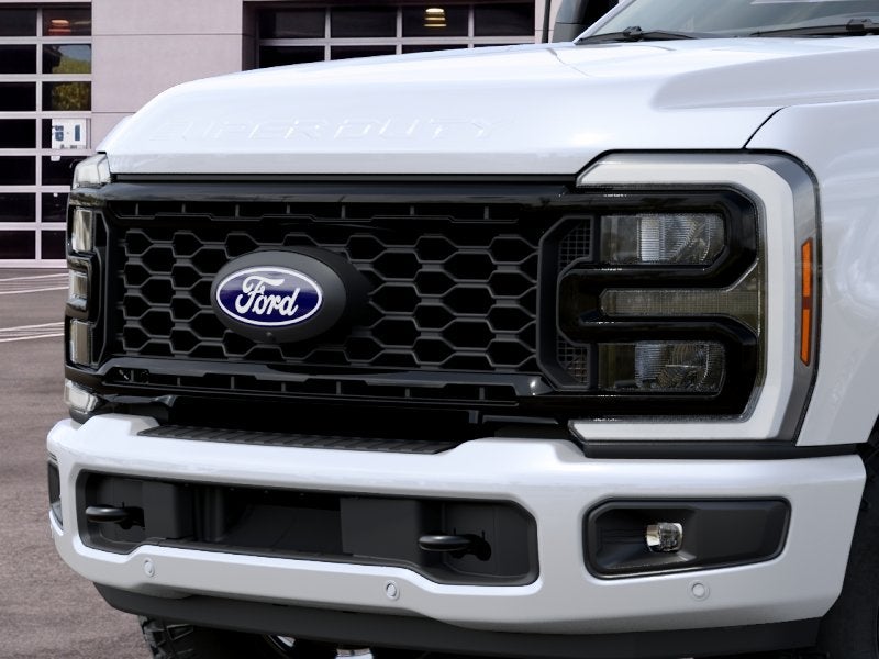 2027 Ford F-350SD Lariat