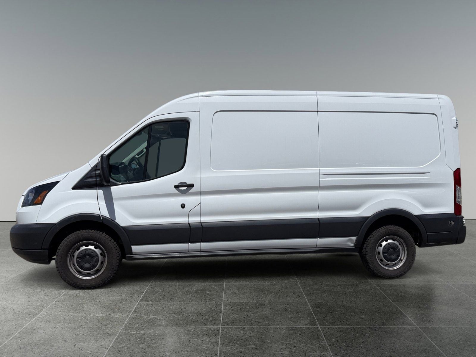 2018 Ford Transit-250 Base