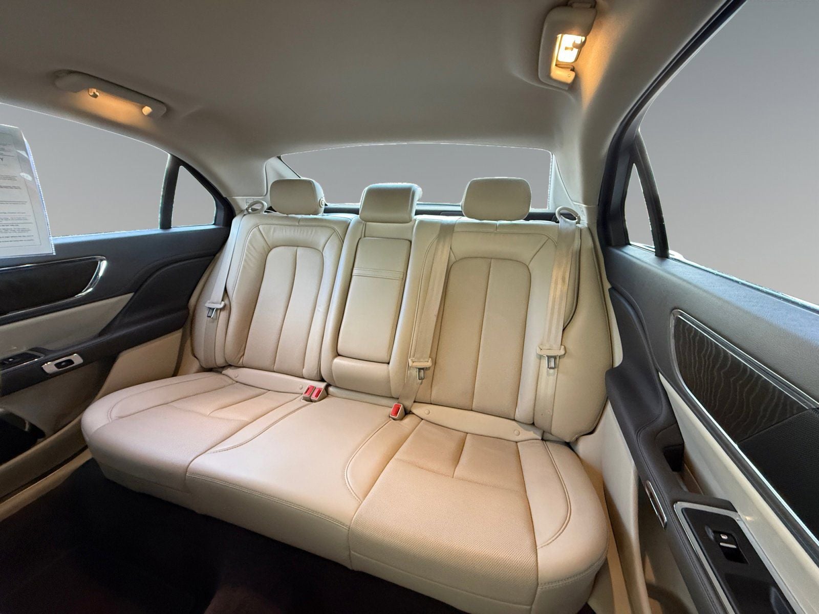 2018 Lincoln Continental Select