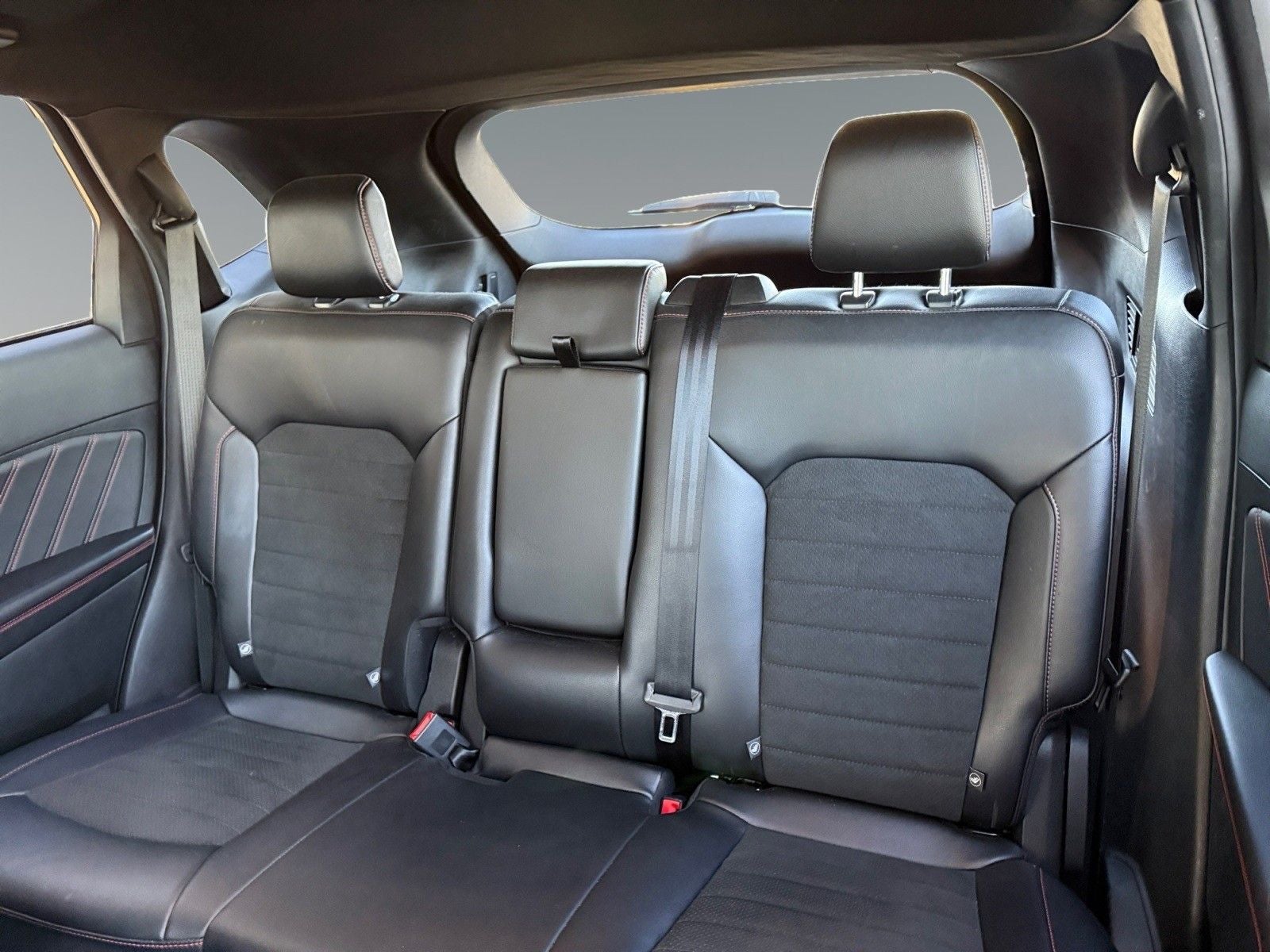 2023 Ford Edge ST Line