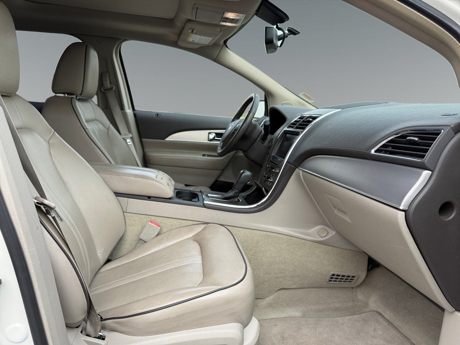 2012 Lincoln MKX Base