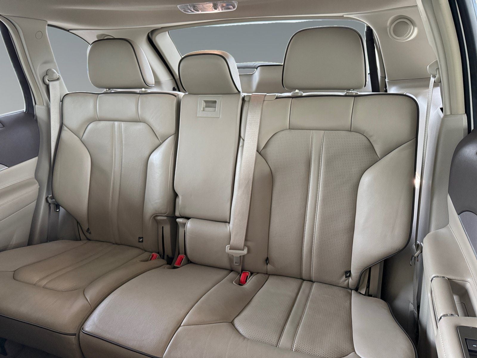 2012 Lincoln MKX Base