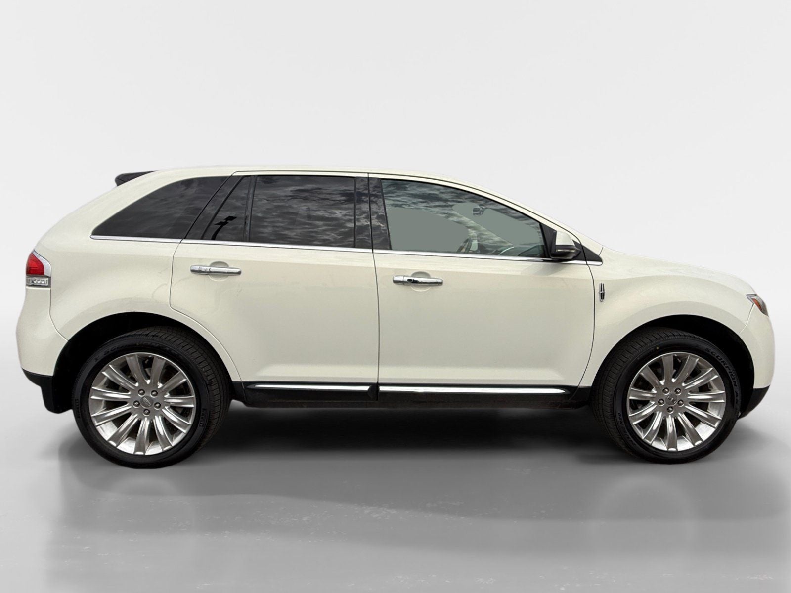2012 Lincoln MKX Base