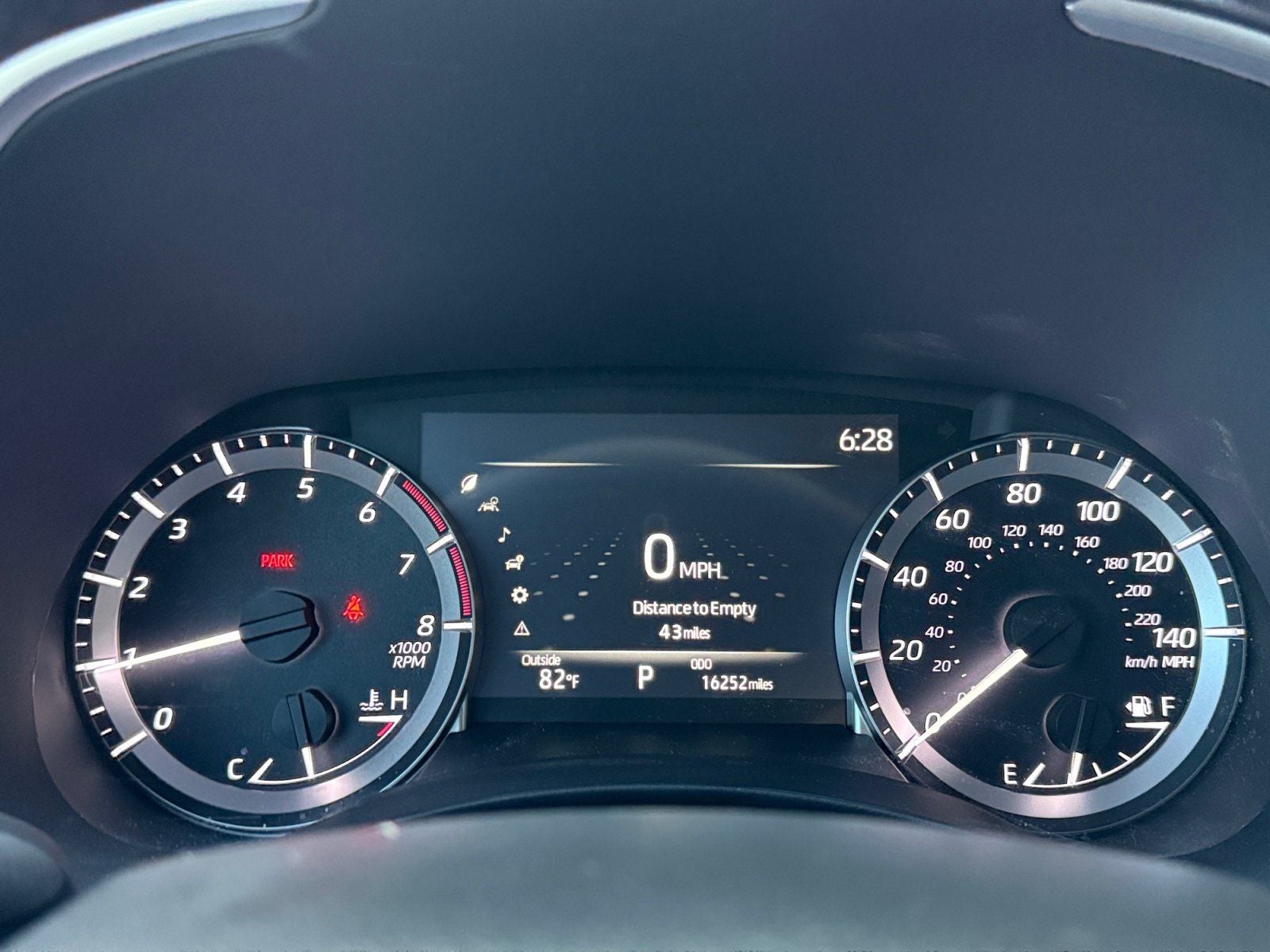 2025 Toyota Highlander XLE