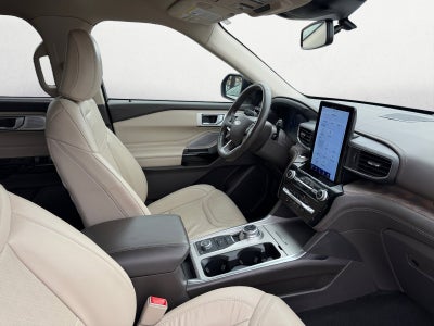 2022 Ford Explorer Platinum