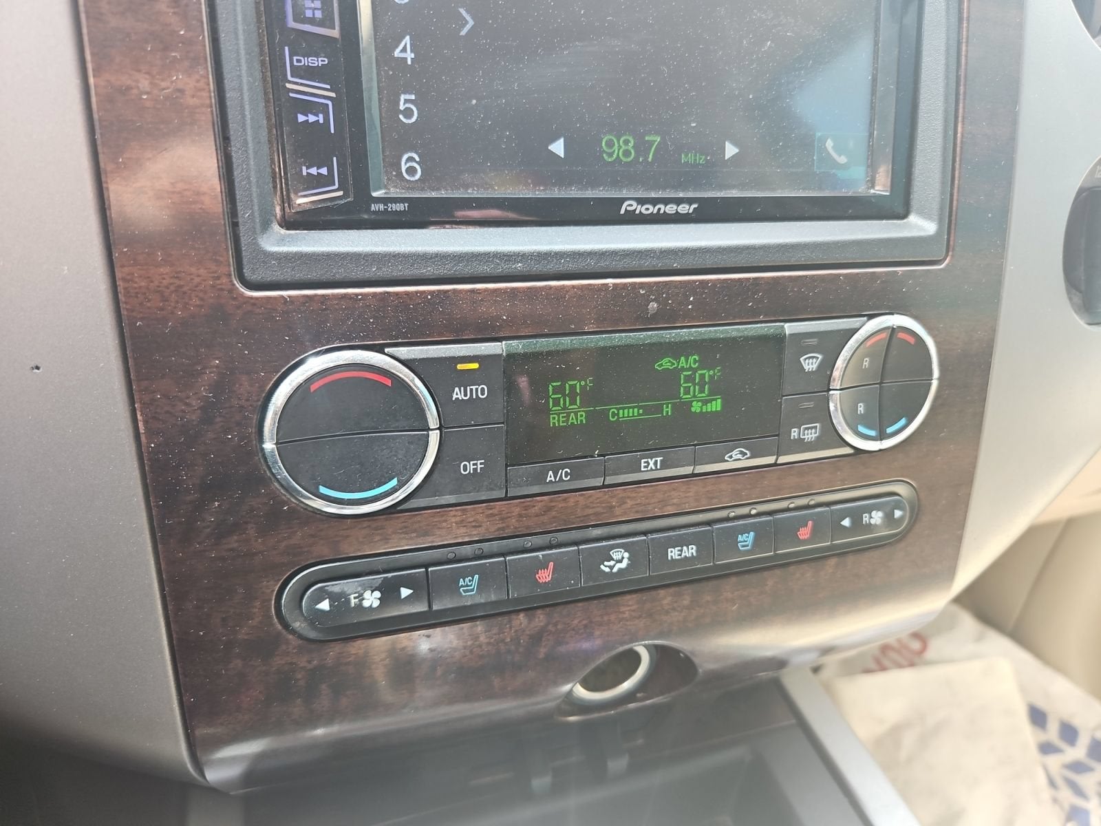 2014 Ford Expedition EL XLT