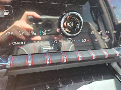 2025 GMC Yukon AT4 Ultimate