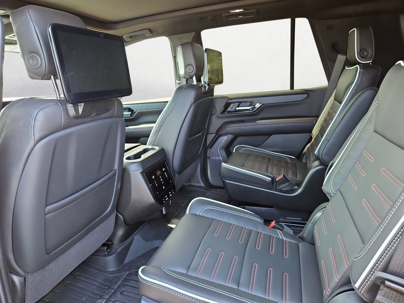 2025 GMC Yukon AT4 Ultimate