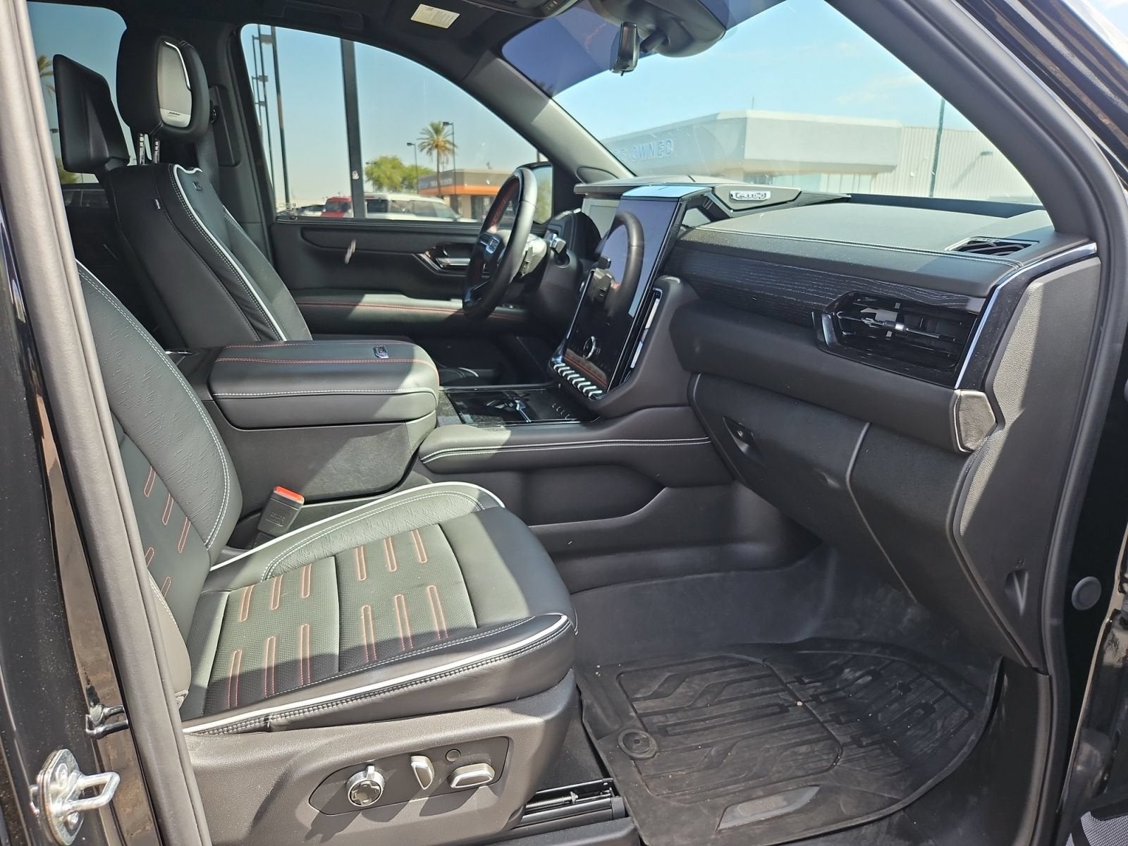 2025 GMC Yukon AT4 Ultimate