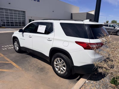 2021 Chevrolet Traverse LT Cloth