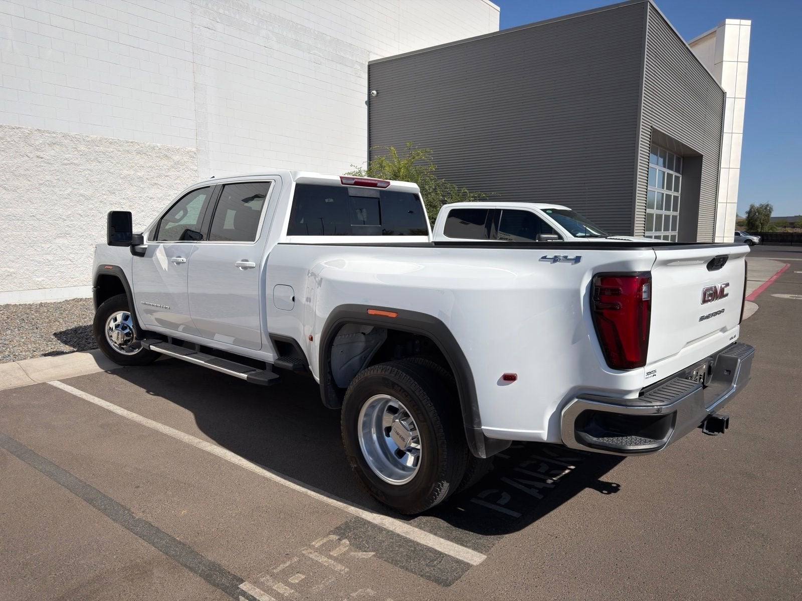 2025 GMC Sierra 3500 HD SLE DRW