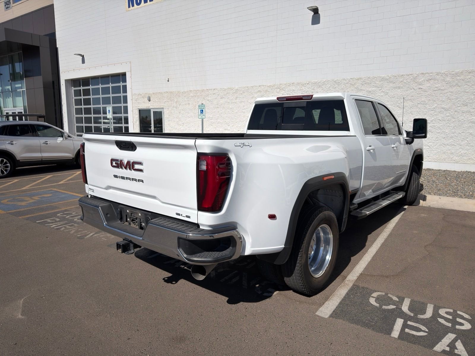 2025 GMC Sierra 3500 HD SLE DRW