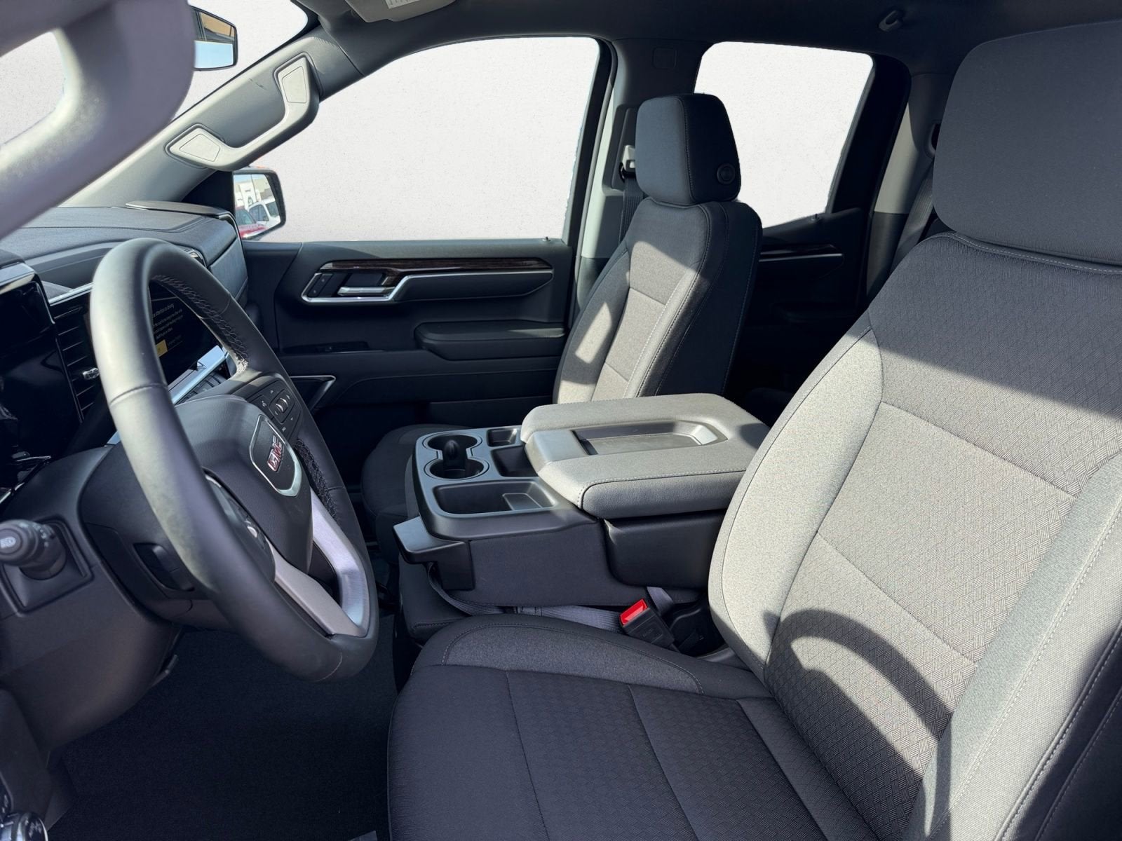 2025 GMC Sierra 1500 SLE