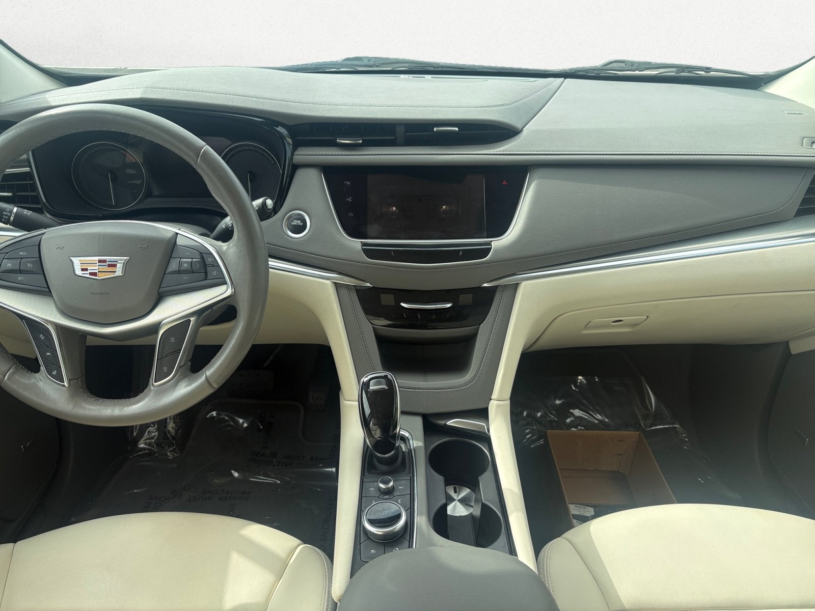 2022 Cadillac XT5 FWD Premium Luxury