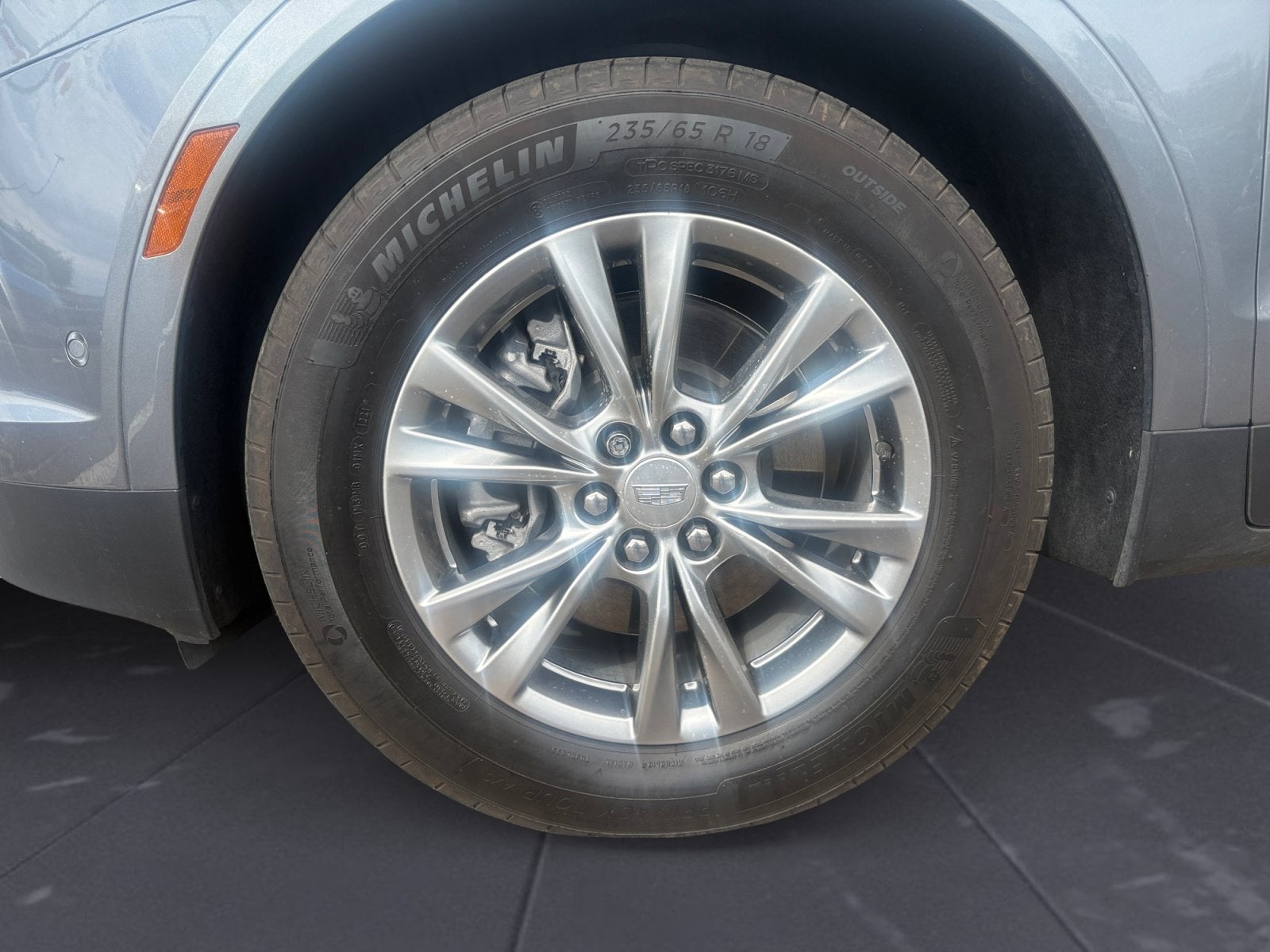 2022 Cadillac XT5 FWD Premium Luxury