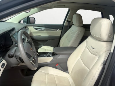 2022 Cadillac XT5 FWD Premium Luxury