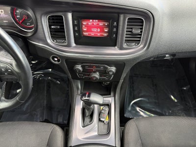 2017 Dodge Charger SE