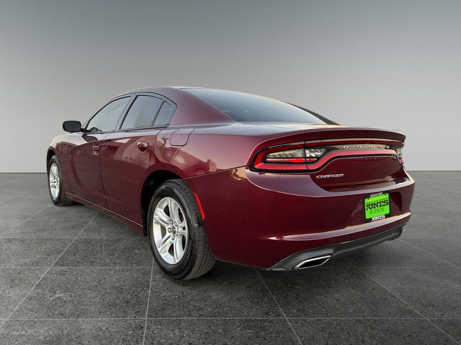2017 Dodge Charger SE