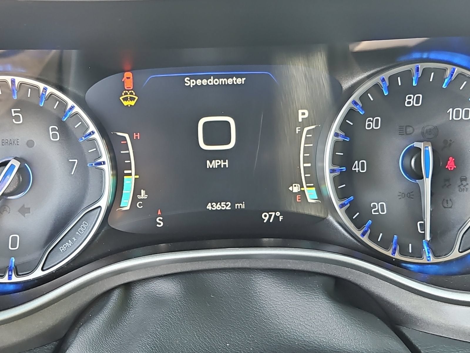 2024 Chrysler Pacifica Touring L