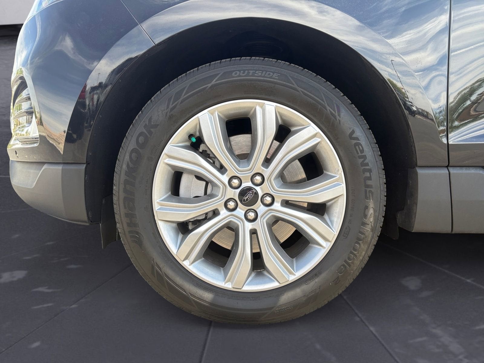 2024 Ford Edge Titanium