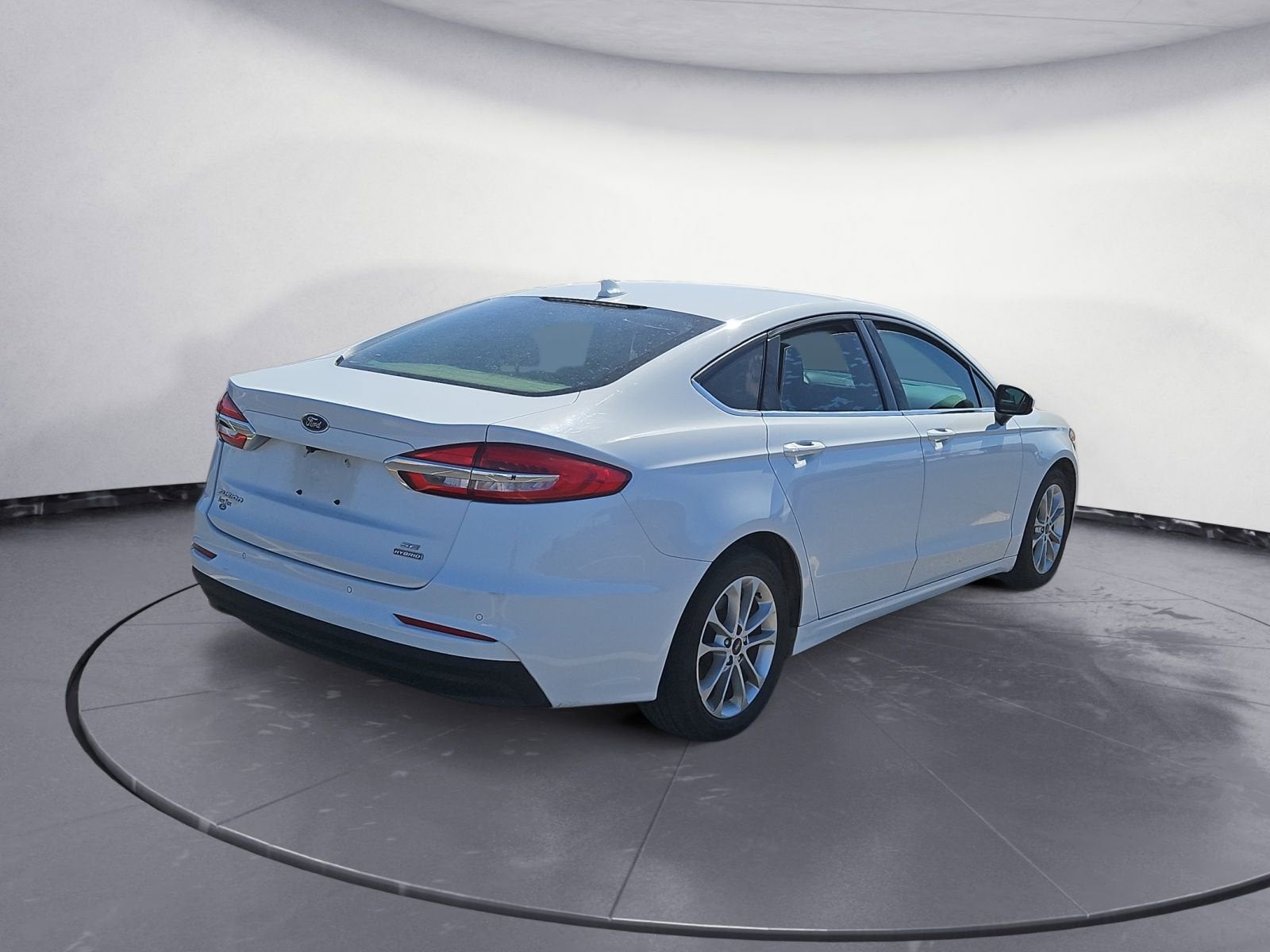 2020 Ford Fusion Hybrid SE