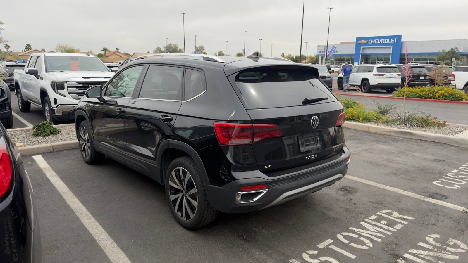 2024 Volkswagen Taos SE