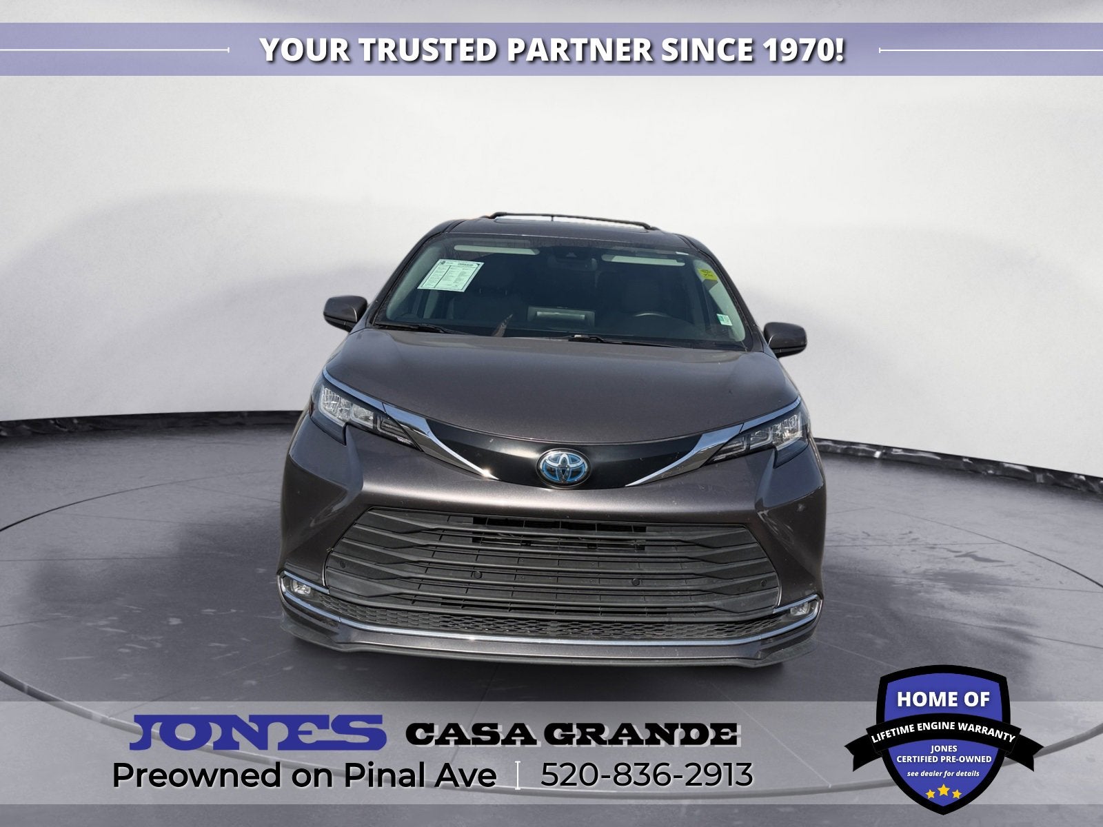 2023 Toyota Sienna XLE