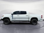 2017 Toyota Tundra 4WD SR5