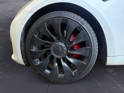 2023 Tesla Model 3 Performance