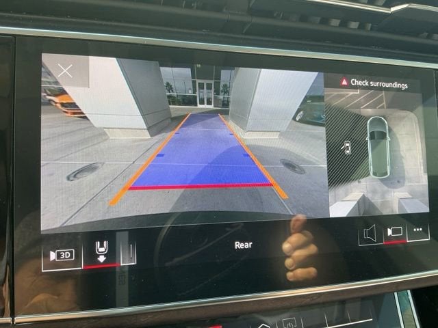 2022 Audi Q8 Premium Plus