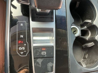 2022 Audi Q8 Premium Plus