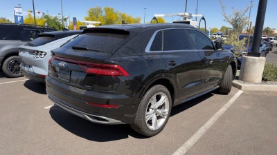 2022 Audi Q8 Premium Plus