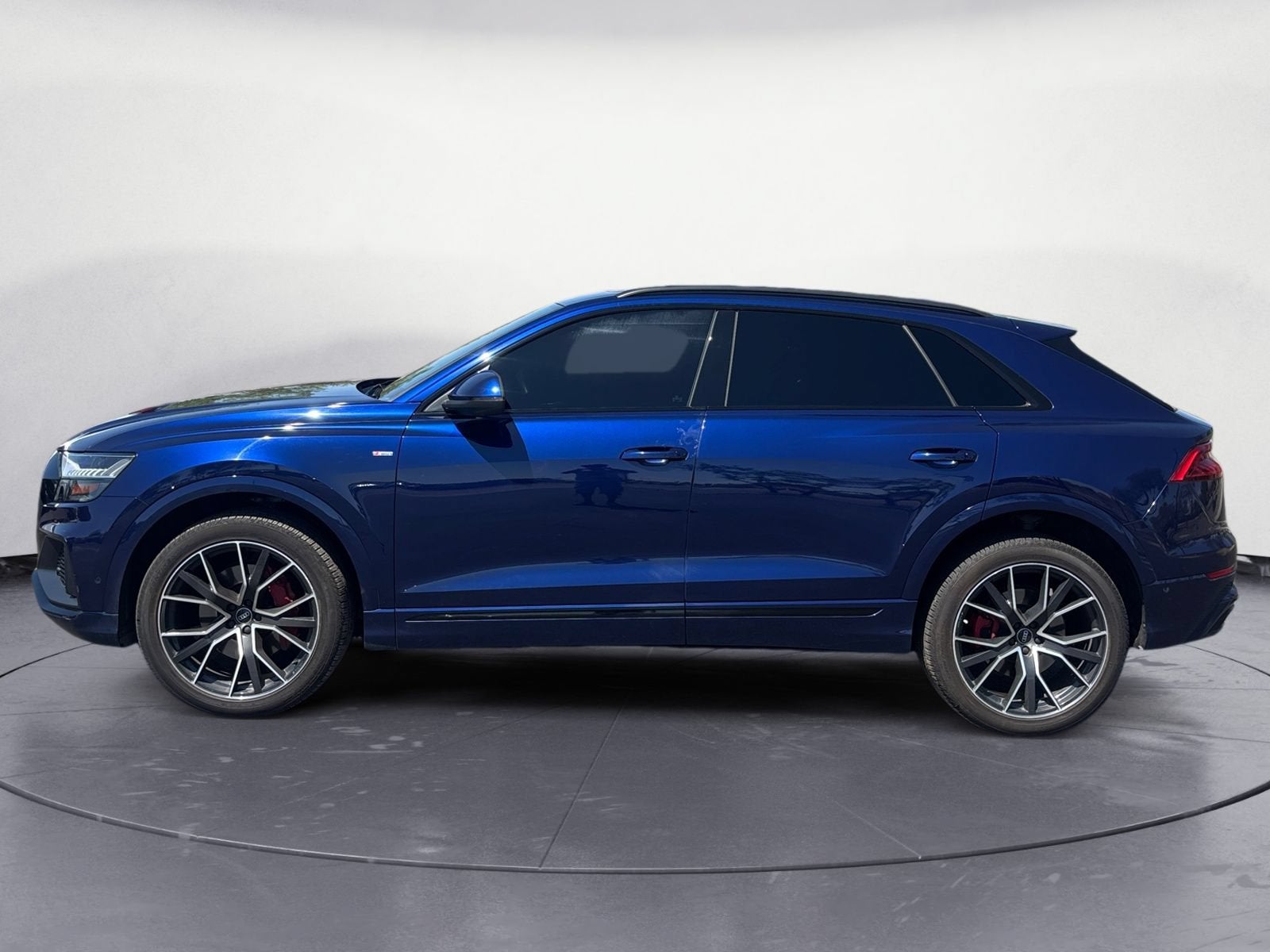 2021 Audi Q8 Premium Plus