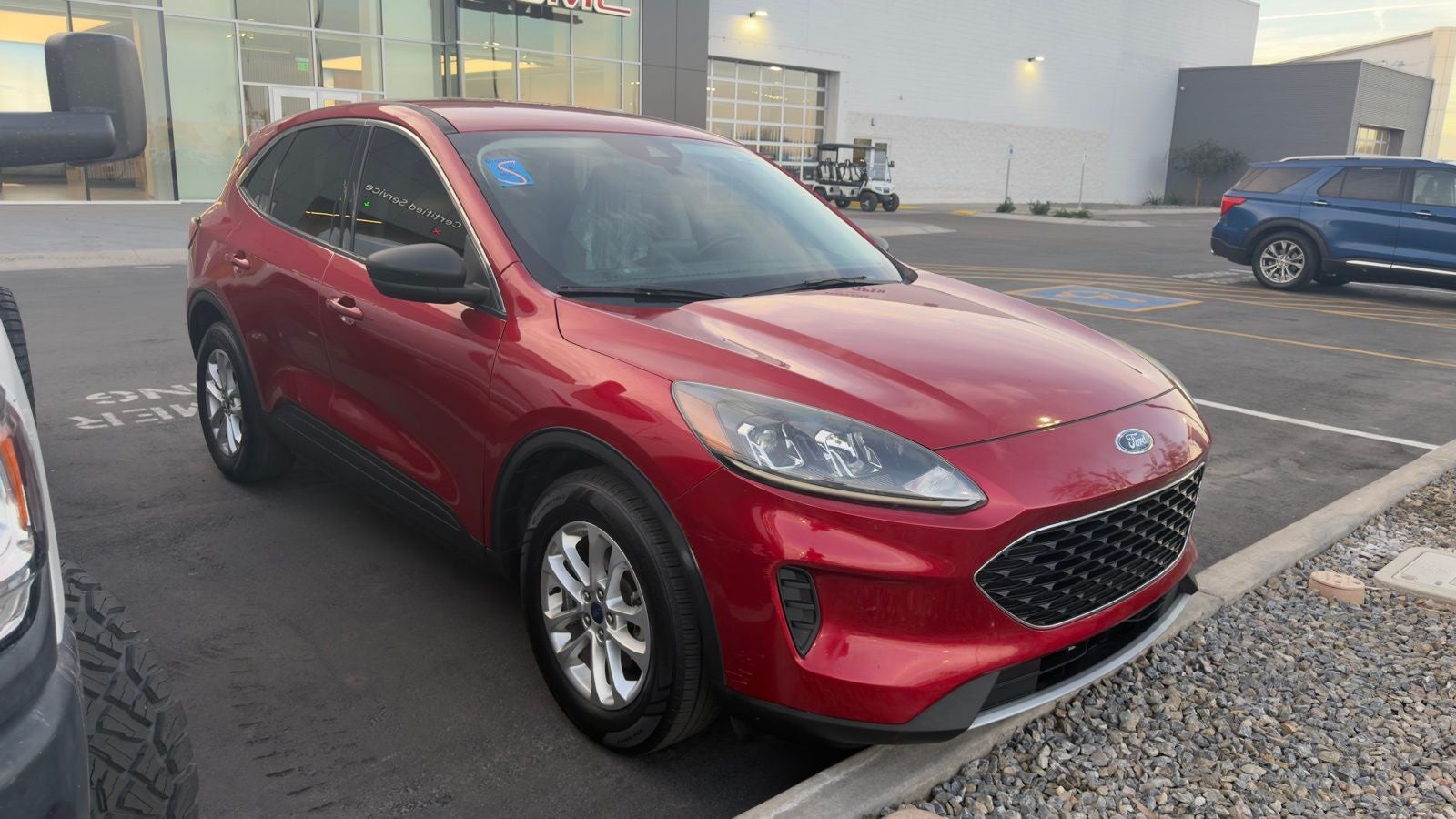 2022 Ford Escape SE