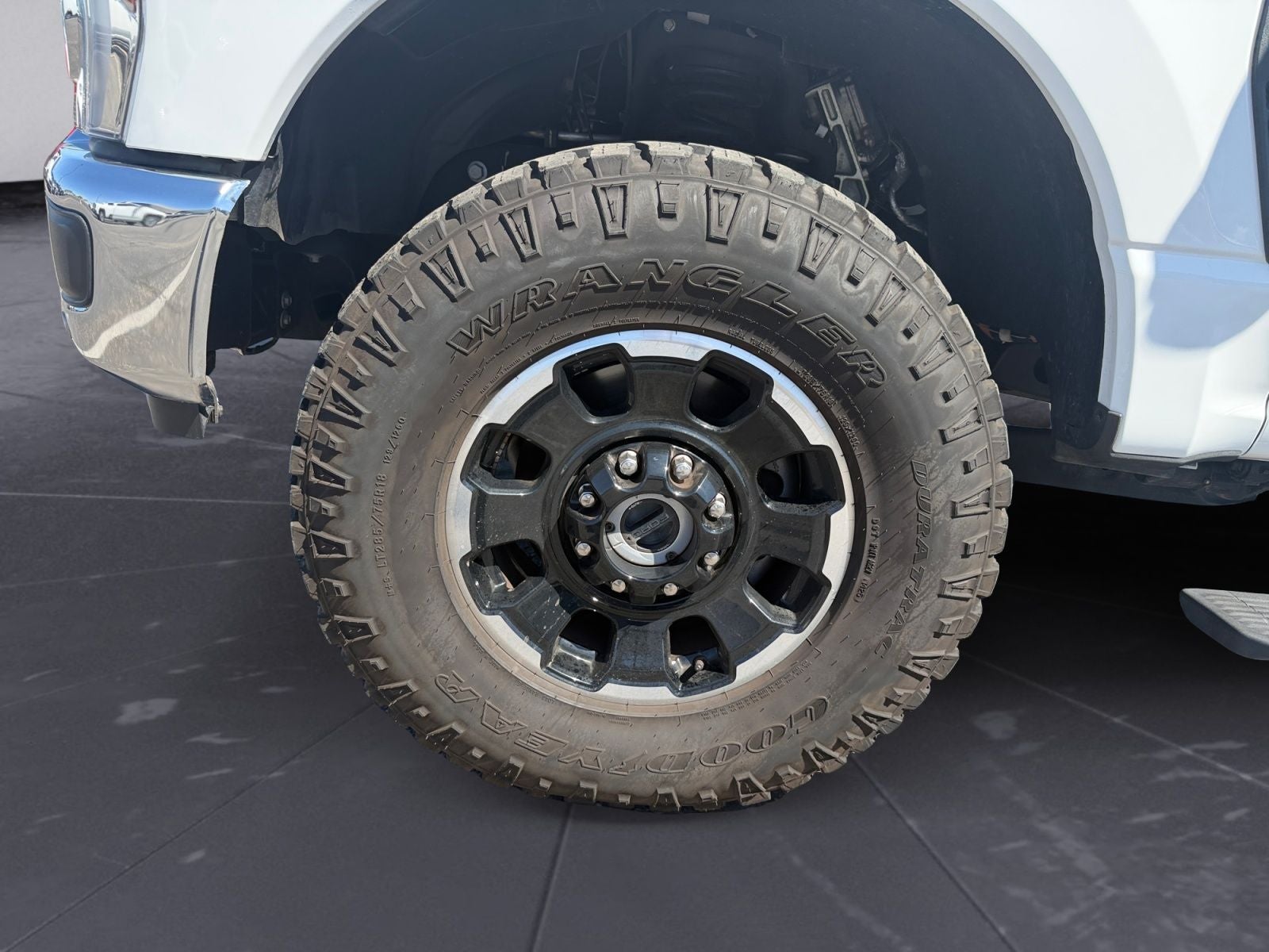 2025 Ford F-350SD Lariat