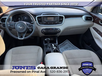 2017 Kia Sorento LX