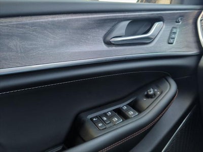 2025 Jeep Grand Cherokee Overland 4x4