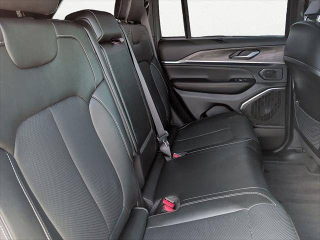2025 Jeep Grand Cherokee Overland 4x4