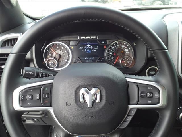 2022 RAM 1500 Big Horn Crew Cab 4x4 5'7' Box
