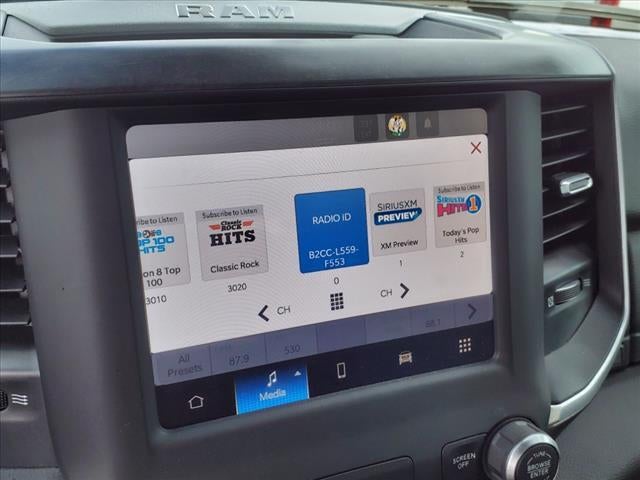 2022 RAM 1500 Big Horn Crew Cab 4x4 5'7' Box