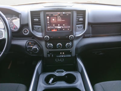 2022 RAM 1500 Big Horn Crew Cab 4x4 5'7' Box