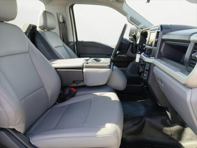 2024 Ford F-450 Chassis XL