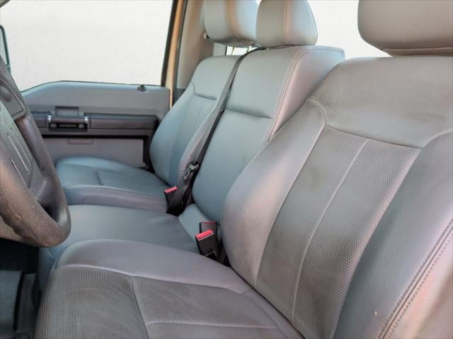 2014 Ford F-550 Chassis XL