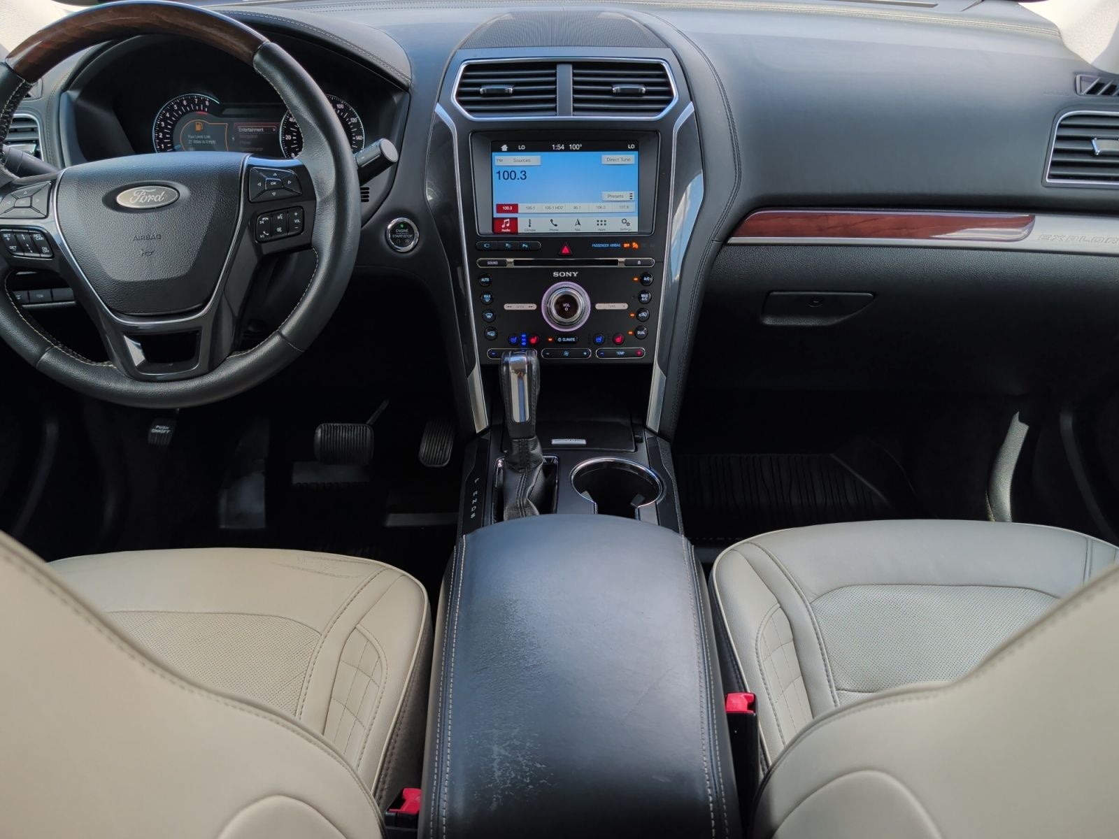 2017 Ford Explorer Platinum