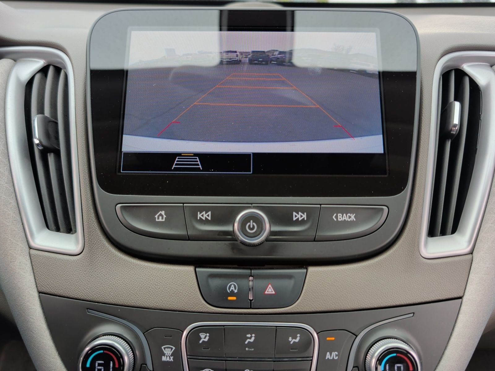 2022 Chevrolet Malibu FWD LT