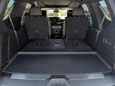 2023 GMC Yukon 4WD Denali