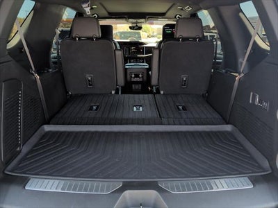 2023 GMC Yukon 4WD Denali